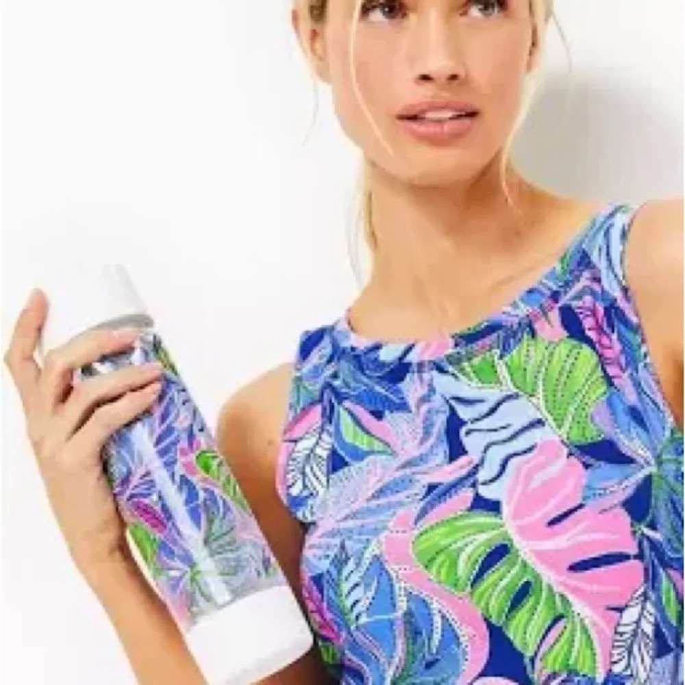 NWB Lilly Pulitzer Plastic Water Bottle